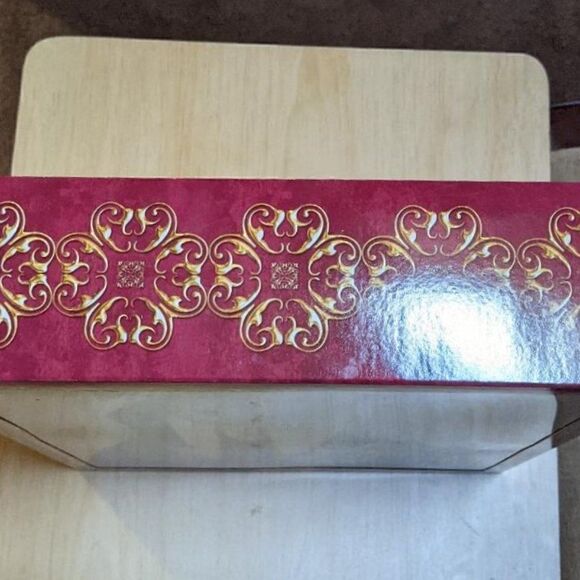 2011 Holiday Barbie Doll New Barbie Collector NIB - Picture 6 of 8